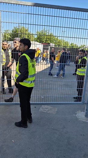 Hermann Müller on Reels