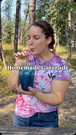 Sama on Instagram: "Scanned Gatorade with @ivyfoodapp… way too many bad ingredients! 😳 Citric acid, sodium citrate, wood rosin, and artificial blue dye 👎❌ So I made my own 5 ingredient healthy Cool Blue Gatorade instead Comment IVY and I’ll send you the app to check your drinks too! Homemade Cool Blue Gatorade recipe: • 32oz glass jar • Juice of ½ lemon • 1/8 tsp sea salt • 1/4 tsp blue spirulina • 2 tbsp maple syrup (or honey) • Fill with filtered water #gatorade #homemade #ivyfoodscanner"