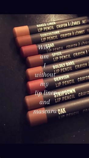 Lip Liner Addiction: Shades and Recommendations