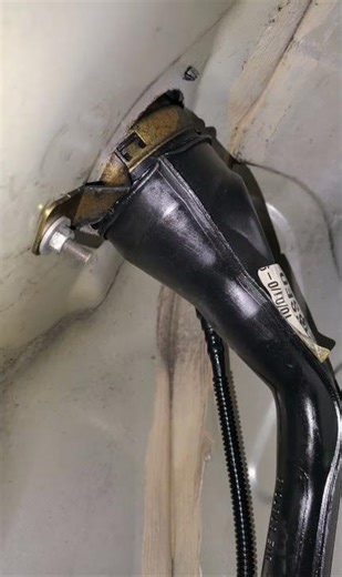 Mini Cooper R50 Fuel Gas Cap Door Assembly R53 Swap Visuals