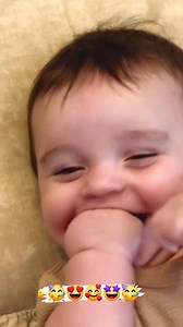 ❌Warning❌Seeing this laugh will make you smile 😆💐🤎 Have you ever seen a four-month-old baby laugh like this??!!🤭🤎🤗 | 𝚂𝚆𝙴𝙴𝚃 𝙱𝙰𝙱𝚈