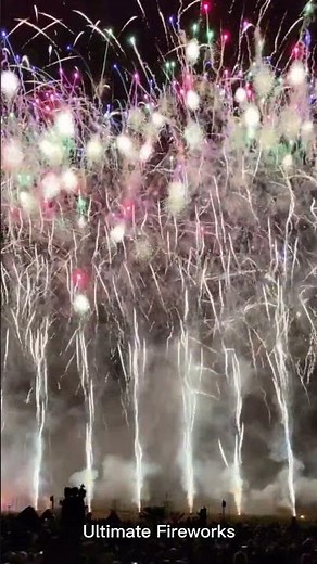 INSANE Fireworks Show Lighting Up The Night Sky | Amazing Fireworks Finale 4K #pyrotechnics