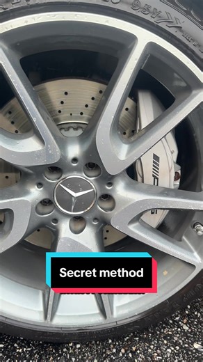 Here’s the secret to cleaning wheels without scrubbing 🤫 Spray on. Let it work. Rinse off. Wheel Easy was built for heavy brake dust and real-world grime — no brushes, no effort. If you’re still scrubbing, you’re doing it the hard way. #WheelEasy #NoScrub #BrakeDust #CarDetailing #CleanWheels