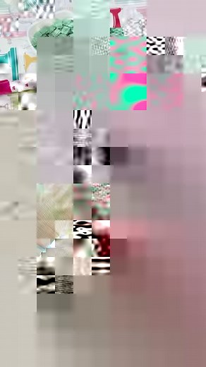 Quilt as you go tutorial? Say no more!The @daisy_and_grace quilt as you go challenge starts next week!So this is your sign to head to the Missouri star quilt shop website and get your supplies ordered! You can use a shape and fabric that you would like! This challenge is going to be so much fun, I can’t wait to see what you do!! Use The link to shop MSQ using my 25% discount! Link is in my profile and the first comment on this post! Also check out my stories for a complete supply list! #qayg #qu