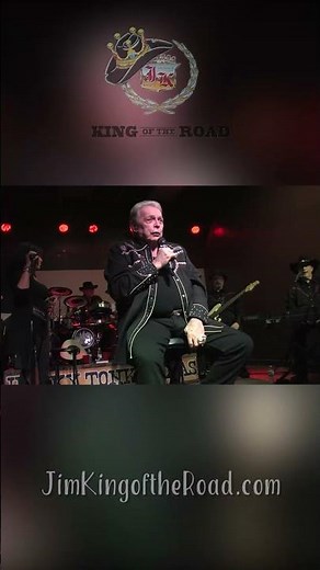 🎤 Mickey Gilley and his “Urbanettes” live at Honky Tonk Texas! #mickeygilley