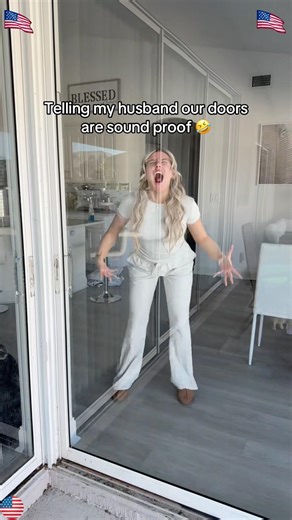 funny soundproof room prank#ranking #soundviral #soundproof #funnymoment #virall