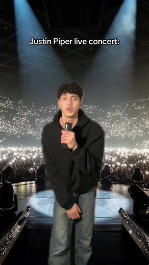 Exciting Moments from Justin Bieber's Concert