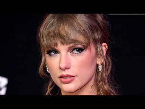 TAYLOR SWIFT 🔥 Rare G Str!ng & Bikini Moments Leave You Speechless 😱👙