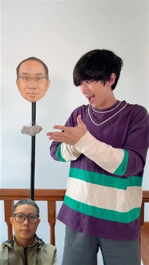 Cậu bé chơi cùng người bố đã mất #trendingshorts #trendingvideo #shorts #shortsviral #viralshorts