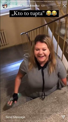 Legless woman with only one arm climbing up stairs