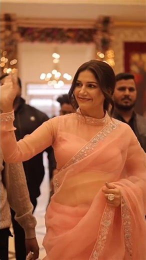 Sapna Choudhary New Song #Jale3 ♥️ #sapnachoudhary #newsongs #newharyanvisong #stagedance #shorts