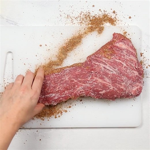 With 10 spices and seasonings in an easy steak rub, this Grilled Tri-Tip Steak is tender, juicy, and incredibly flavorful! GET THE RECIPE: https://www.yellowblissroad.com/spice-rubbed-grilled-tri-tip/ | Yellow Bliss Road