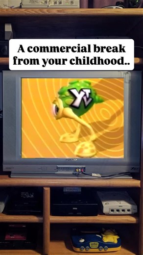 @90zkidsclub on Instagram: "Stop scrolling and enjoy a commercial break from the year 2002. How many can you remember? #fyp #fyppppppppppppppppppppppp #canada_life🇨🇦 #fy #2000s"