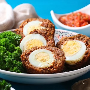 2.1K reactions · 19 shares | Great mornings make great days. And nothing says you’re ready for the day like these scotch eggs made using breadcrumbs from our White Sandwich Bread. #BakedToBelong #WhiteBread #SandwichBread #Kingsmil | Kingsmil Bread | Facebook