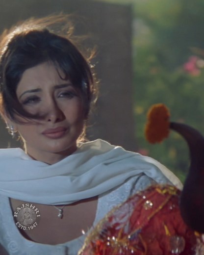 558K views · 4.2K reactions | Relive the pure charm! Watch this scene from the movie Hum Pyaar Tumhi Hi Se Kar Baithe (2002). #HumPyaarTumhiHiSeKarBaithe #JugalHansraj #BollywoodRomance #ReliveRajshri | Rajshri | Facebook