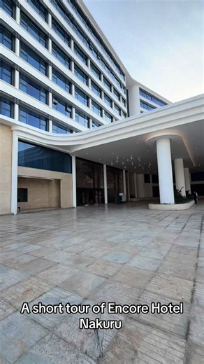 Encore Hotel Nakuru: Short Luxury Tour
