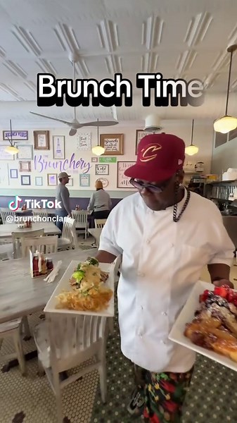 Savor the Best Brunch in Chicago