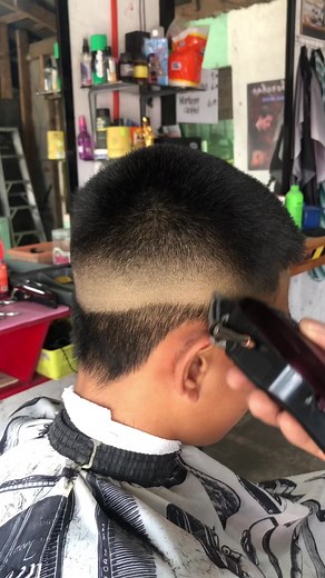 122K views · 2.1K reactions | BUZZCUT #tutorial #reelstrending #clearprocess #buhaybarbero #andisbs #barberlangsakalam #barbercommunity #process #everyone | ANDIS BS | Facebook