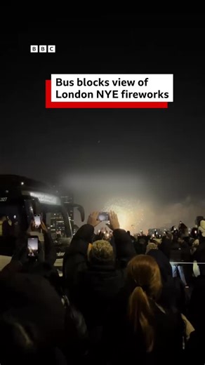 BBC London on Instagram: "The WORST timing 😩😅⁣ ⁣ TikTok creator Caoimhe Kavanagh thought she’d found the perfect spot to watch London’s new year fireworks.⁣ ⁣ Then a National Express coach pulled up, blocking her view - and everyone else’s - at the exact wrong moment.⁣ ⁣ Viewers saw the funny side of the viral video, with the bus company even joining in, commenting: "2026 is my year".⁣ ⁣ #London #LondonFireworks #LondonNewYear #NewYear"