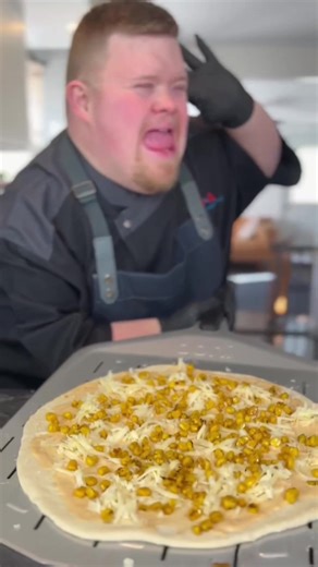 Worst feeling ever 😬 #ohno #iwillalwaysloveyou #chefadamlibby #pizza #fail