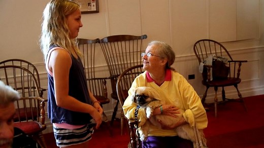 How Pet Therapy Emotionally, Physically Benefits Nursing Home Residents