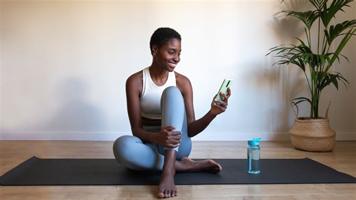 The fire hydrant exercise is the answer to stronger hips and glutes without lifting weights - here's how to do it