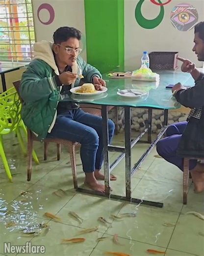 48K views · 54 reactions | When life gives you flooding, make a restaurant! | Now I've Seen Everything | Facebook