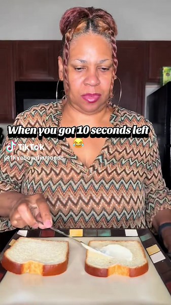 10 Second Challenge: Hands Up in 10 Seconds