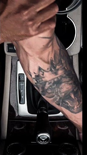 Insane Vascularity & Forearm Tattoo Flex in the Car 💪 | Gear Shift Pump | Fast Track Fitness Canada