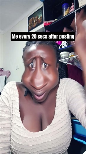 Something wrong with the refresh button #viral #funny #trending #viralvideo #shortsfeed #comedy