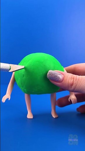 Ketika Kelahiran Jadi Ajaib: Monster Merah Muda Muncul!