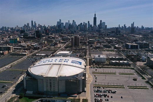 Chicago Sports Network still unavailable for many fans, Blackhawks chairman unhappy about it, new report says