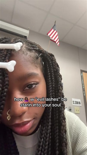 Creating Stunning Cat Eye Lashes Tutorial