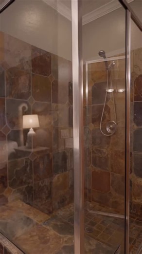 Tired of walking into an outdated, worn-down bathroom every day? Cracked tile, old finishes, and a space you’re not proud to show guests can drag down both your mood and your home’s value. It’s time for a change. Upgrade your bathroom with quality work you can trust from Toscani Interior Services. Call today for a free quote and transform your space. | Toscani Interior Services