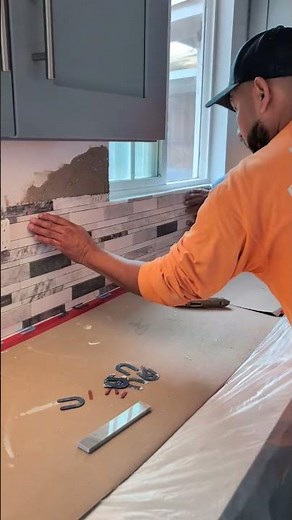 From Box to Backsplash: Full Tile Installation Transformation
