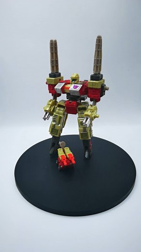 Demolishor (Armada) - Robot to Tank Mode Transformation #asmr #toys #transformers #tank #decepticons | Nortallica