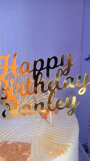 2.3K views | Need a birthday cake? | Queen Bees Corner | Facebook