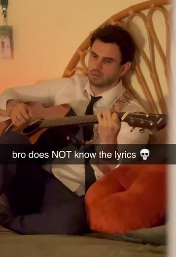 Somebody Else Cover by Matty Healy – Acoustic Version