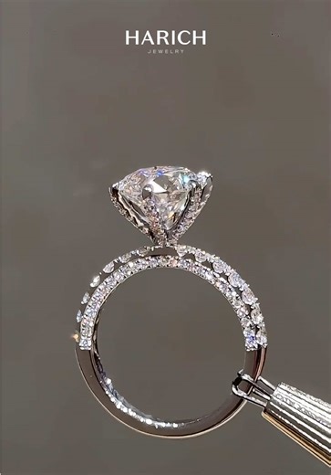 IGI/GIA Certified Brilliance in Jewelry