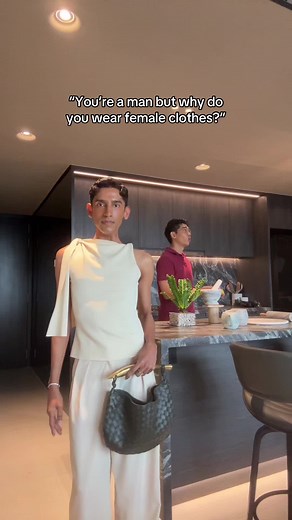 Flattering Female Fashion for Men