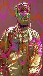 Voll auf Liebe programmiert ❤️ 💾 Speichern für später. 👉🏼 Folgen für mehr solchen Content. #ndw #original #80s #neuedeutschewelle #computerliebe Footage licensed from ZDF Studios. All rights reserved. | Paso Doble