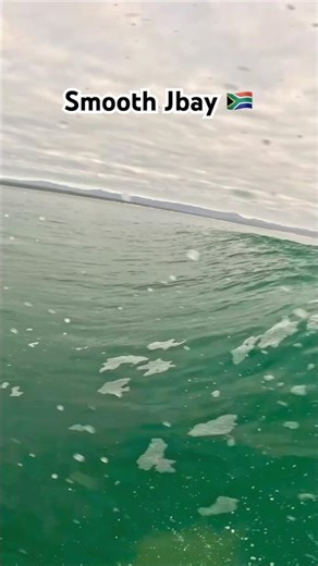 Where are all the Surfers?? Surfing Jeffreys Bay in Summer 🙌