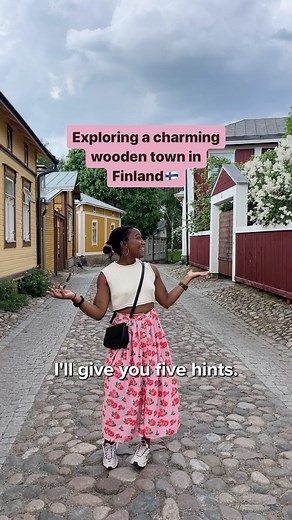 Jade Ventoniemi | American in Finland on Instagram: "Ad @visitrauma | Did you guess the Finnish city correctly? 🇫🇮 It’s Rauma! This was my first time in Rauma & it was lovely exploring Old Rauma. Old Rauma is known as the largest wooden old town in the Nordics and it’s an official UNESCO world heritage site💙 the colorful buildings brought the summer to life & filled me with a sense of nostalgia. There’s plenty to see around the old town alone but the best experiences are when you have a guide