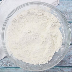 4.4K views · 5 comments | Easy homemade saltine crackers - there's nothing like them! SO good! Find the recipe here: https://www.restlesschipotle.com/saltines/ | Restless Chipotle | Facebook