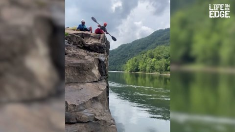 Daredevil Completes Amazing River Kayak Stunts.