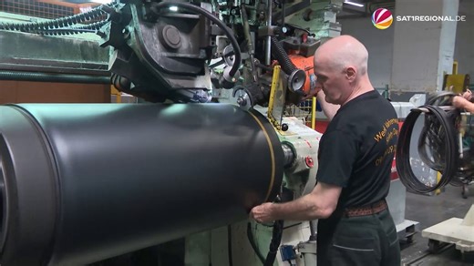 VIDEO | ContiTech: Einblick in die Produktion in Hannover - SAT.1 REGIONAL