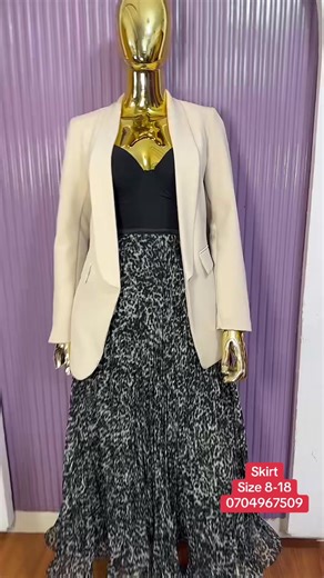 Stylish Pleated Skirt and Blazer Outfit Ideas