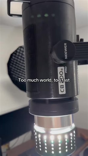 Photoshoot inspired by the doomscroll 🙃 the overstimulation and noise.. the never ending feed of distractions.. the experience of all the emotions in the matter of 1 min. Lit entirely using the @neewer CB200B they sent through, she’s immaculate, crisp, punchy output and bright as hell for such a compact unit. built this whole screen burn vibe around it 😤 | Jonti Wild