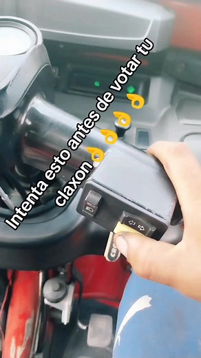 Repara el claxon de tu moto fácilmente