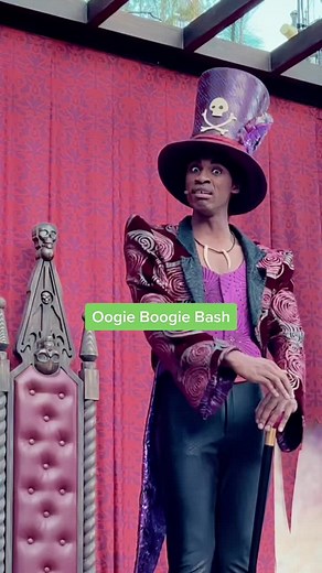 Oogie Boogie Bash is amazing! #oogieboogiebash #disneyland #disneyparks #disneycaliforniaadventure